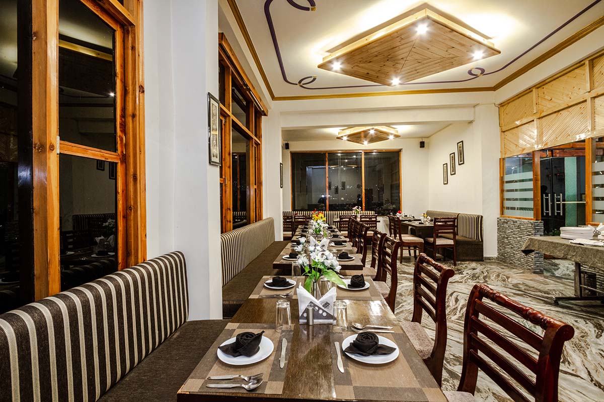 Restaurant Dinner